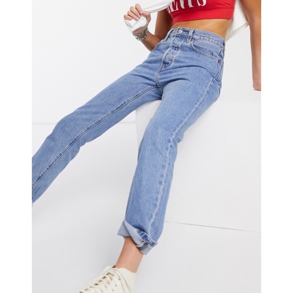Levi's 501® ORIGINAL FIT WOMEN'S JEANS - Picture 2 of 9